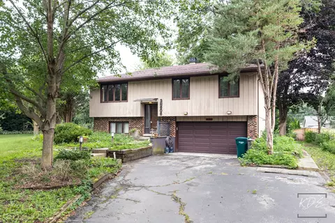 3 N606 Locust Ave, West Chicago, IL 60185