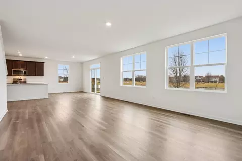 Living - 6701 Buchanan Cir, Plainfield, IL 60586 photo 3 of 3