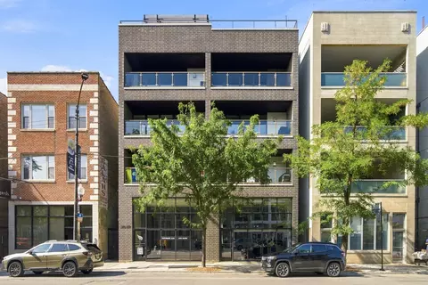 2210 W Chicago Ave #2E, Chicago, IL 60622