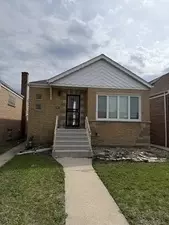 3909 W 71st St, Chicago, IL 60629