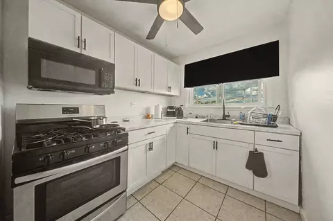 Kitchen - 5200 S Lorel Ave, Chicago, IL 60638 photo 1 of 3