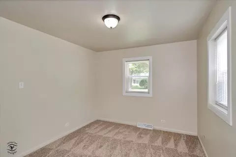 Bedroom - 3335 Roesner Dr, Markham, IL 60428 photo 5 of 5