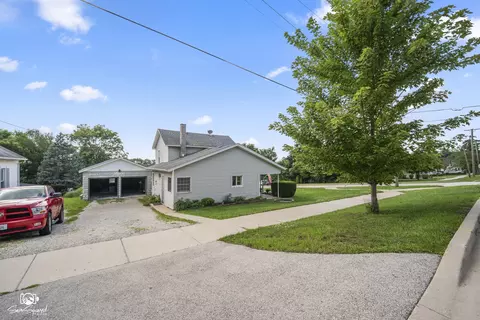 Exterior - 119 E 17th St, Lockport, IL 60441 photo 1 of 3