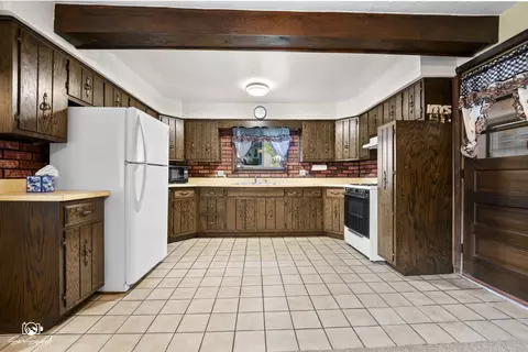 Kitchen - 119 E 17th St, Lockport, IL 60441 photo 1 of 2