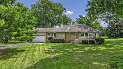 7 N435 Linden Ave, Medinah, IL 60157