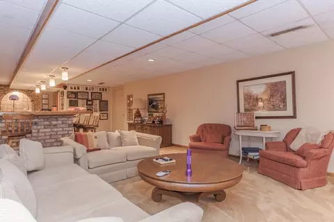 Living - 18468 E 600 North Rd, Bloomington, IL 61705 photo 9 of 10