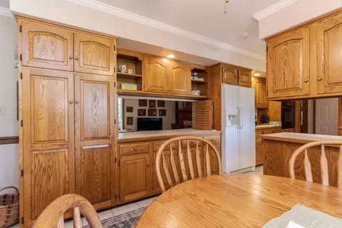 Kitchen - 18468 E 600 North Rd, Bloomington, IL 61705 photo 4 of 4