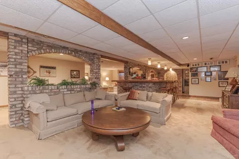 Living - 18468 E 600 North Rd, Bloomington, IL 61705 photo 10 of 10
