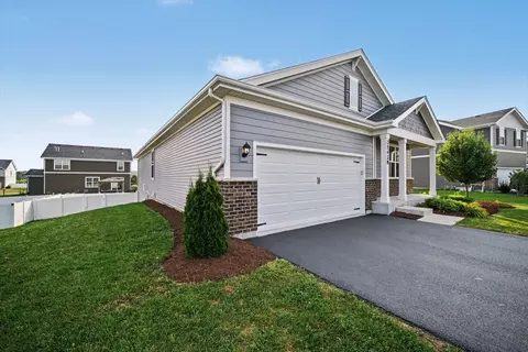 Exterior - 25428 W Ashton Dr, Plainfield, IL 60586 photo 7 of 9