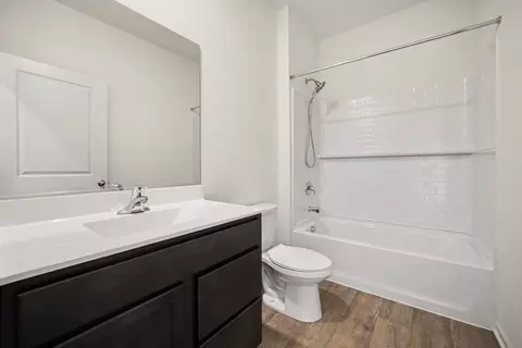 Bath - 25428 W Ashton Dr, Plainfield, IL 60586 photo 1 of 1