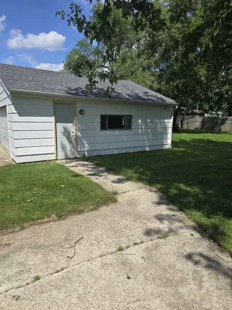 Other - Undisclosed, Markham, IL 60428 photo 2 of 3