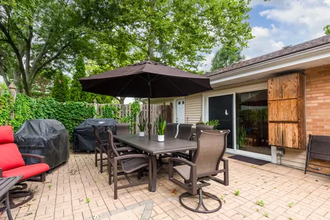 Exterior - 220 E Hillside Rd, Naperville, IL 60540 photo 5 of 13