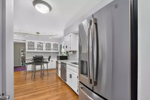 Kitchen - 220 E Hillside Rd, Naperville, IL 60540 photo 7 of 8