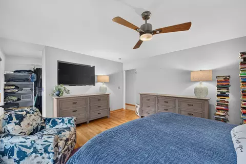 Bedroom - 220 E Hillside Rd, Naperville, IL 60540 photo 2 of 5