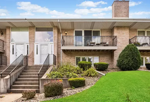 11051 Louetta Ln #194, Orland Park, IL 60467