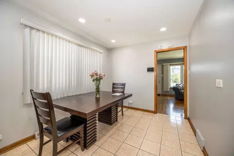 Dining - 10120 S Torrence Ave, Chicago, IL 60617 photo 2 of 2