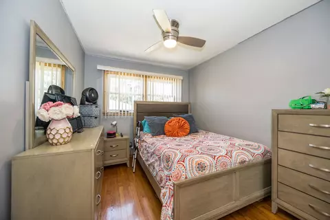 Bedroom - 10120 S Torrence Ave, Chicago, IL 60617 photo 3 of 6