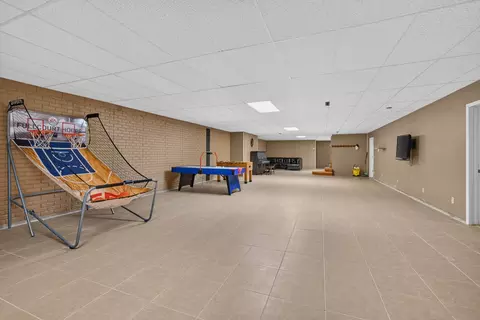 Other - 9 Vale Ct, Moline, IL 61265 photo 5 of 10