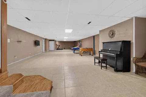 Other - 9 Vale Ct, Moline, IL 61265 photo 4 of 10