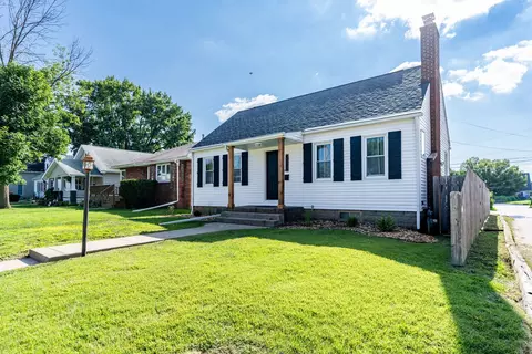 Exterior - 2317 29th St, Moline, IL 61265 photo 2 of 9