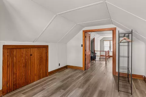 Entry Way - 2317 29th St, Moline, IL 61265 photo 4 of 4