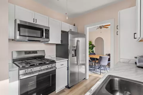 Kitchen - 2317 29th St, Moline, IL 61265 photo 4 of 4