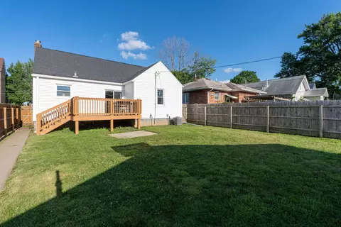 Exterior - 2317 29th St, Moline, IL 61265 photo 7 of 9