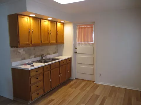 Kitchen - 6421 Sinclair Ave, Berwyn, IL 60402 photo 1 of 2