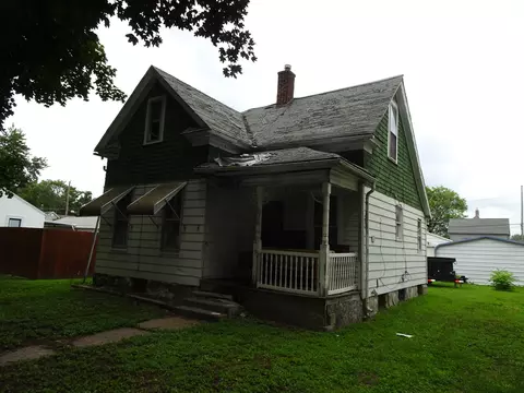 413 S Dittmer St, Davenport, IA 52802