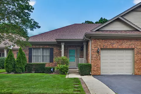 Exterior - 3932 Balmoral Ct, Rolling Meadows, IL 60008 photo 3 of 7