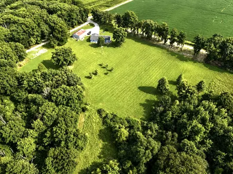 View/Area - 2325 County Road 975 E, Rinard, IL 62878 photo 3 of 12