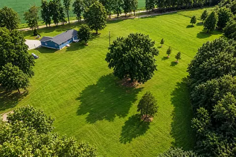 View/Area - 2325 County Road 975 E, Rinard, IL 62878 photo 10 of 12