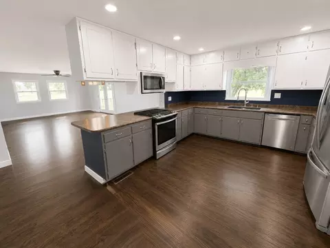 Kitchen - 2325 County Road 975 E, Rinard, IL 62878 photo 4 of 6