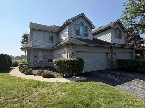 7015 Plymouth Ct, Tinley Park, IL 60477