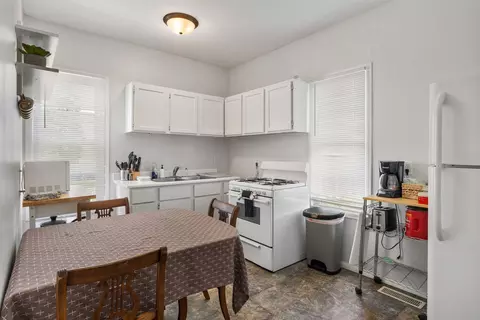 Kitchen - 501 17th Ave, Moline, IL 61265 photo 1 of 3
