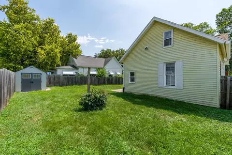 Exterior - 501 17th Ave, Moline, IL 61265 photo 6 of 9