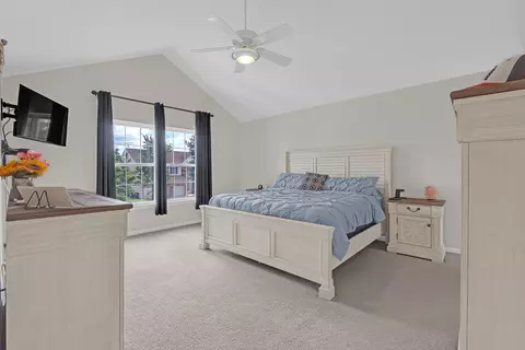 Bedroom - 1470 Boulder Bluff Ln, Algonquin, IL 60102 photo 4 of 7