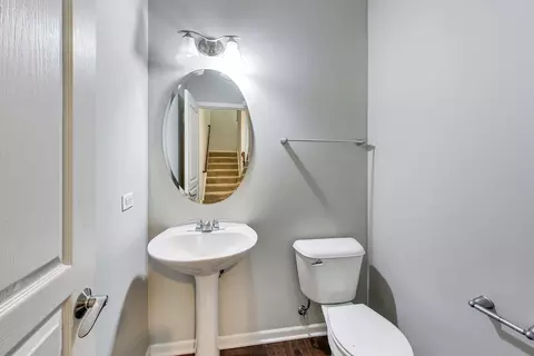 Bath - 309 Western Ave, Des Plaines, IL 60016 photo 1 of 3