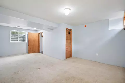 Bedroom - 315 7th Ave, Silvis, IL 61282 photo 4 of 5