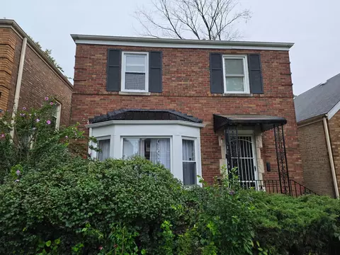 2925 W Jerome St, Chicago, IL 60645