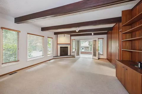 Living - 1102 Jackson Ave, River Forest, IL 60305 photo 6 of 8