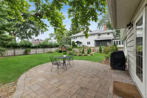 Exterior - 117 E Madison Ave, Wheaton, IL 60187 photo 2 of 4