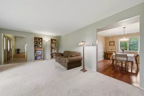 Living - 313 Bell Dr, Cary, IL 60013 photo 3 of 6