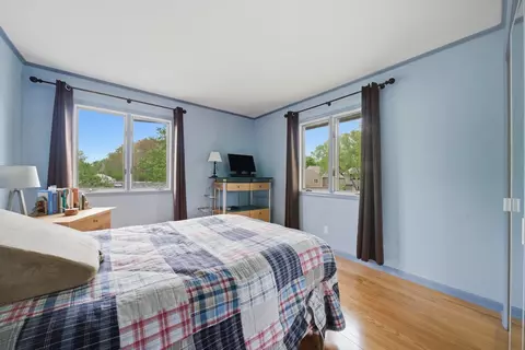 Bedroom - 313 Bell Dr, Cary, IL 60013 photo 3 of 5