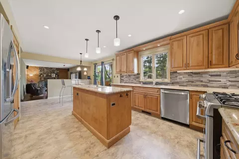 Kitchen - 313 Bell Dr, Cary, IL 60013 photo 1 of 6