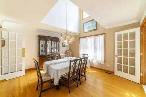 Dining - 26618 S Winfield Rd, Monee, IL 60449 photo 2 of 6