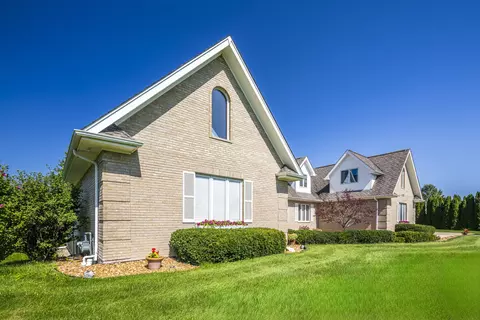 Exterior - 26618 S Winfield Rd, Monee, IL 60449 photo 3 of 19