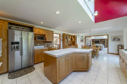 Kitchen - 26618 S Winfield Rd, Monee, IL 60449 photo 5 of 9