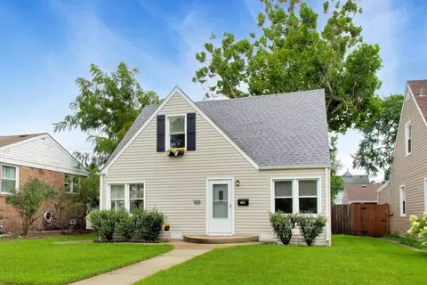 Exterior - 3309 Ruby St, Franklin Park, IL 60131 photo 2 of 9