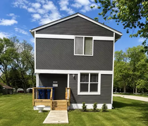 13802 Seeley Ave, Blue Island, IL 60406